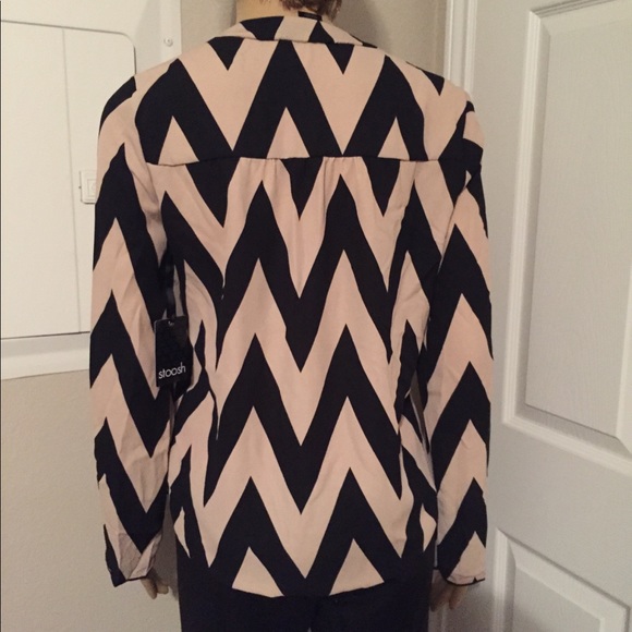 BALTIC black and taupe chevron blouse - Picture 7 of 7